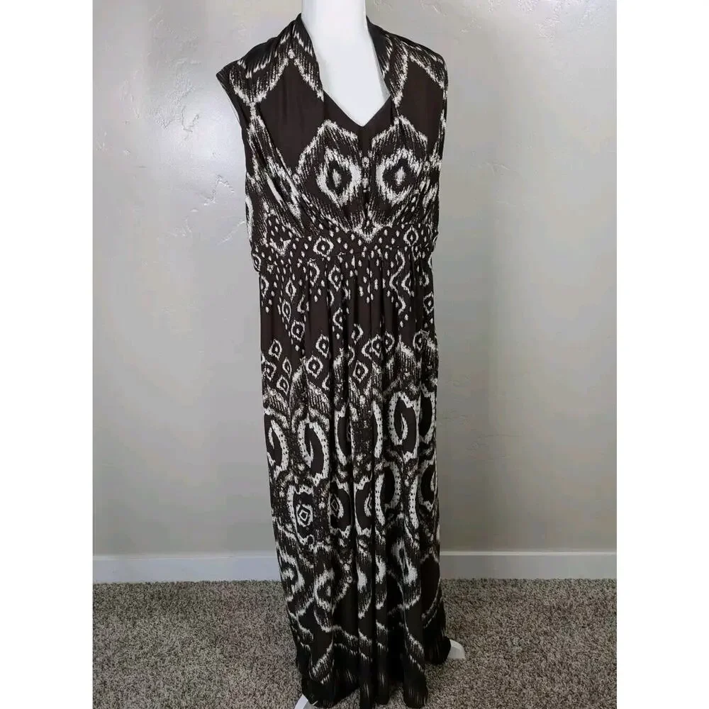 NEW Chico’s Dress Size 2 (US 12) Medallion Haze Morgan Maxi Stretchy Dress Brown - Picture 4 of 10